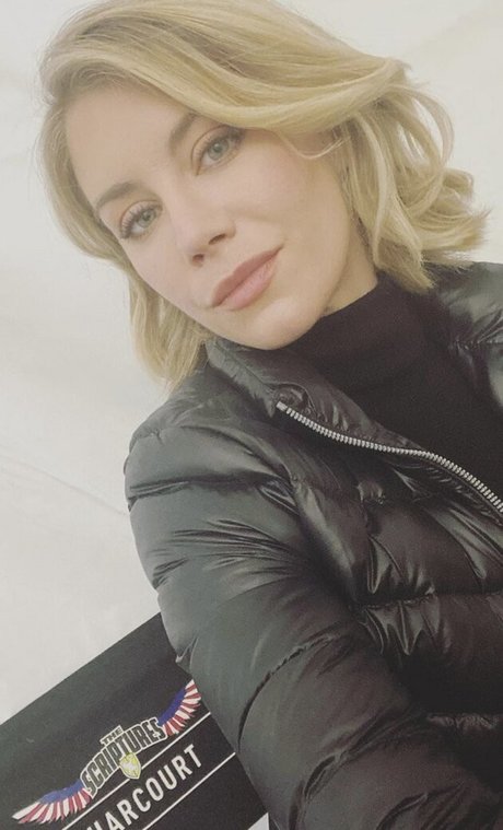 Jennifer Holland étoile hd galeries