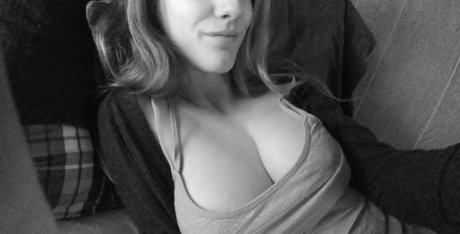 savingmyinsanity actrice exclusive image