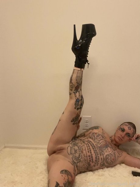 quad awful actrice nue collection