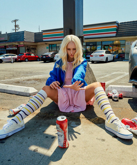 Juno Temple star du porno chaud collection