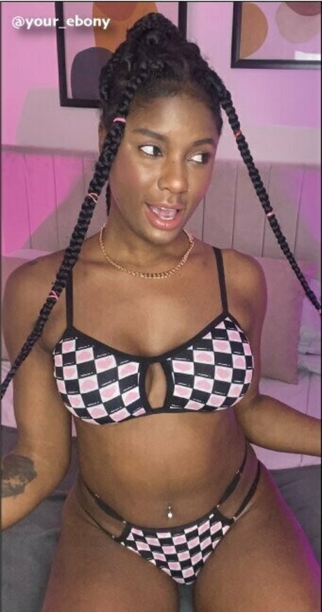 épais onlyfans nu en haute qualité image