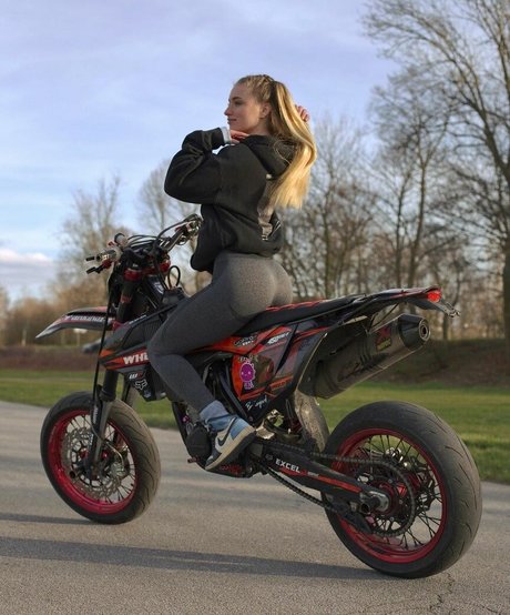 xh elen ax3 étoile magnifique photo