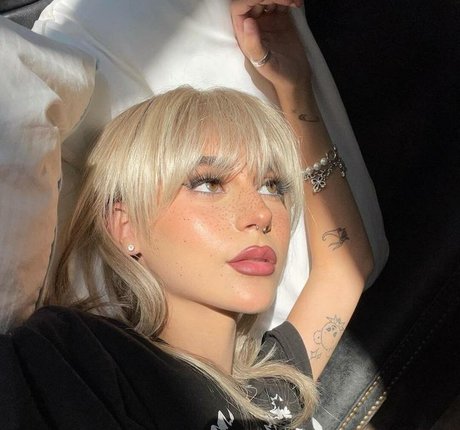 Kate Baum étoile sexy collection