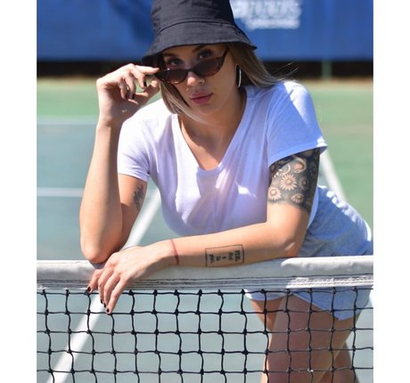 Lucila Villar haut modèle archive