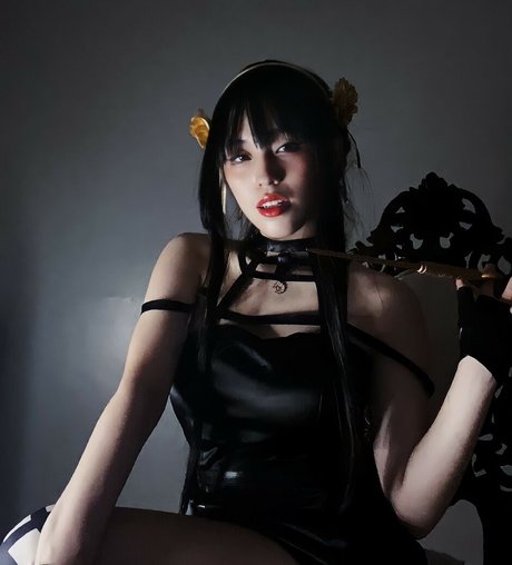 Sa chan modèle nu des photos