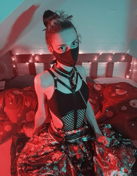 yona mlem star du porno xxx photo