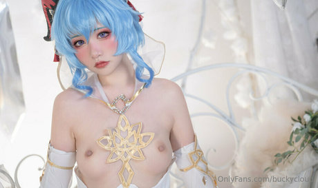 nekokoyoshi actrice sexy des photos