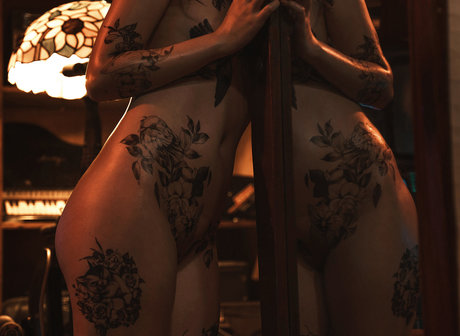 nekokoyoshi nus star du porno galeries