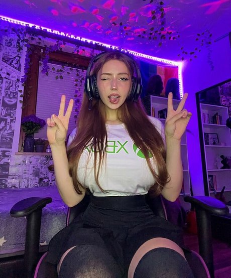 Eilse Deinsee actrice chaude des photos