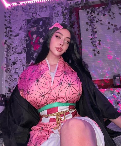 Eilse Deinsee star du porno chaude photos