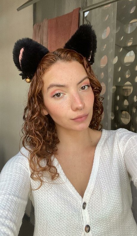 Chloe Parker modèle adulte des photos