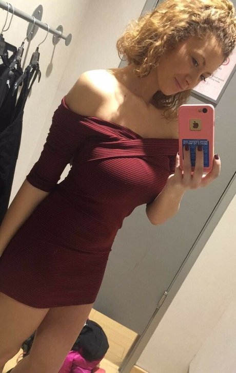 milf rousse onlyfans nu de haute qualité photo