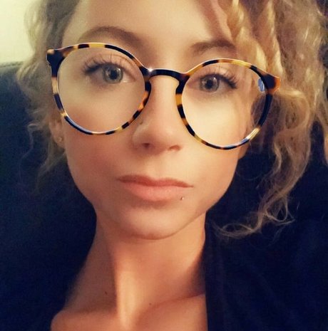 lingerie ébène onlyfans hd nue photo