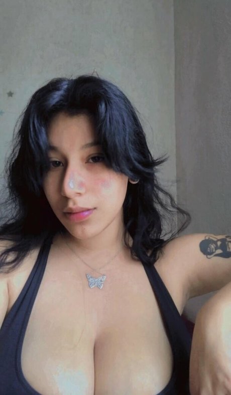 Fernanda V star du porno exclusive photos