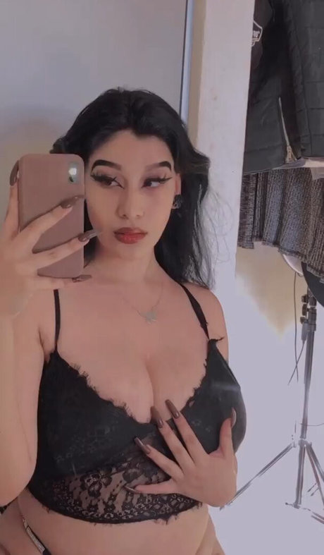 ébène courbée onlyfans xxx de haute qualité photos