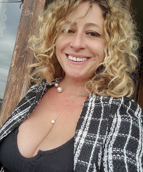 Sabina Di Iorio modèle adulte galerie