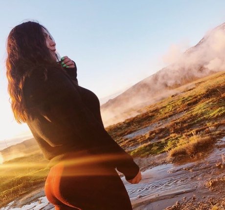 realroses nus star du porno image