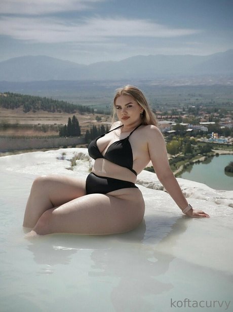 KoftaCurvy modèle joli galeries