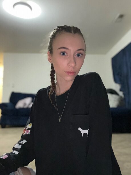 Izabelle xxx étoile galerie