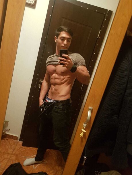 SirLogan modèle de sexe galerie