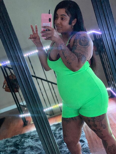 hunni kiss star du porno chaude archive