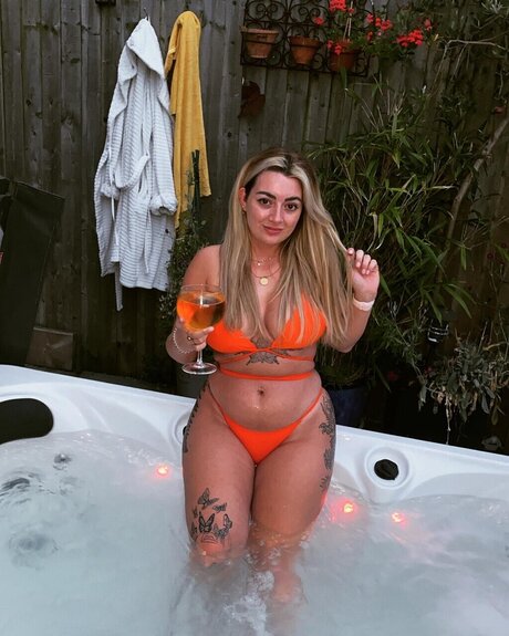 Hannah Screen étoile galerie