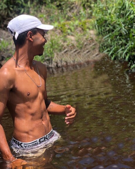 Alisson_ star exclusive des photos