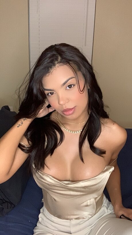 Cami vivero mannequin img