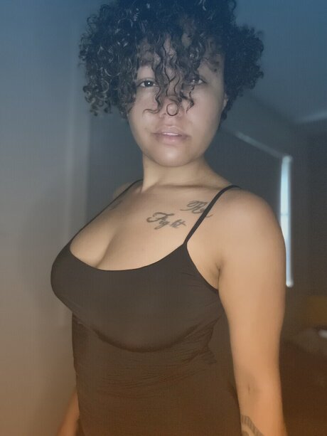 Adalia nus star du porno archive