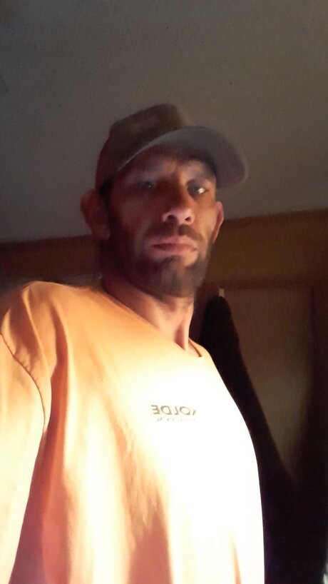 John beldzig modèle chaud archive