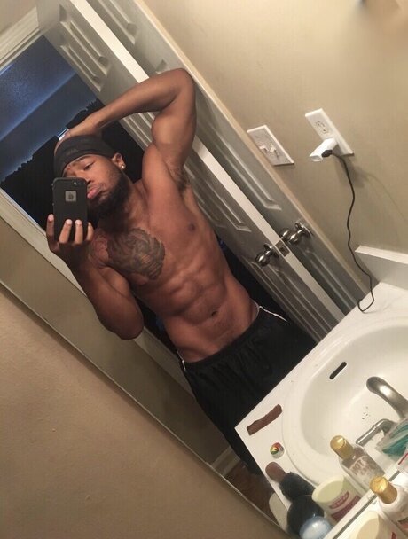 __kipp mannequin image