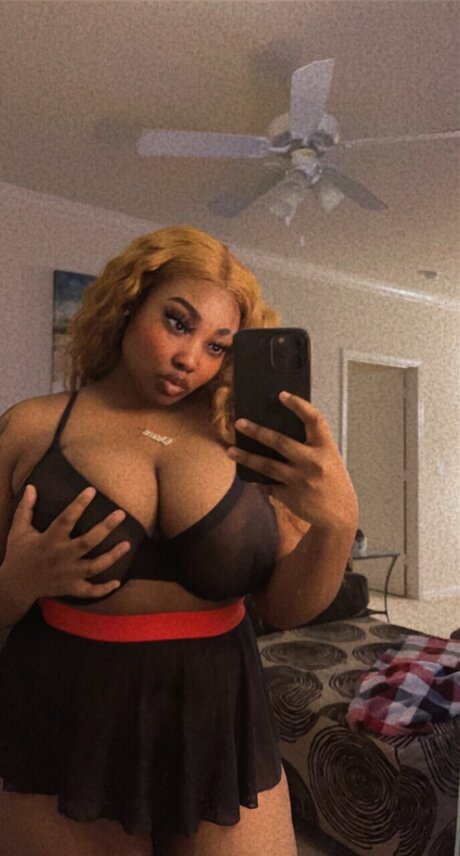 Chanelle modèle hd photos