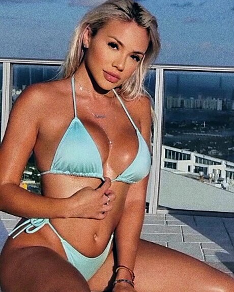 Isabelita meilleur modèle des photos