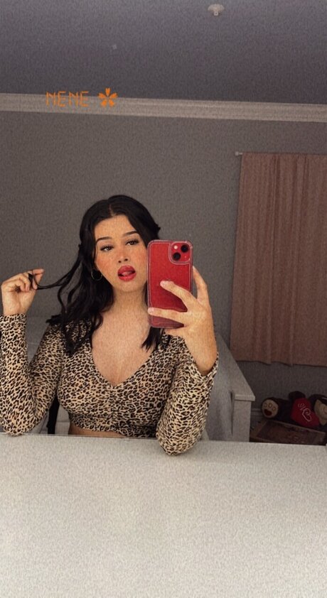 Jeanette Mora modèle hd image