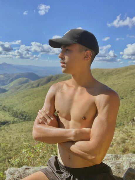 Genilton modèle sympa photo