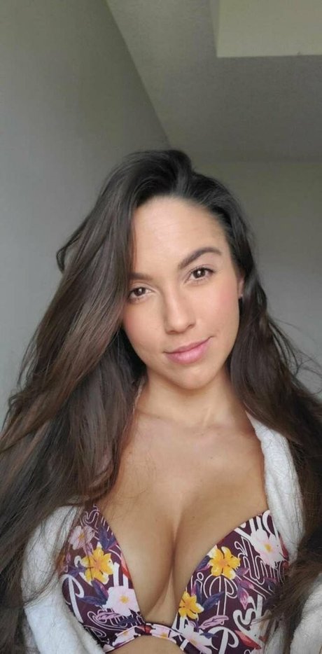 Arianna Marie star pornographique photos