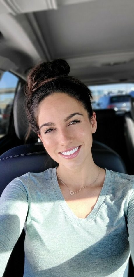 Arianna Marie modèle hd archive