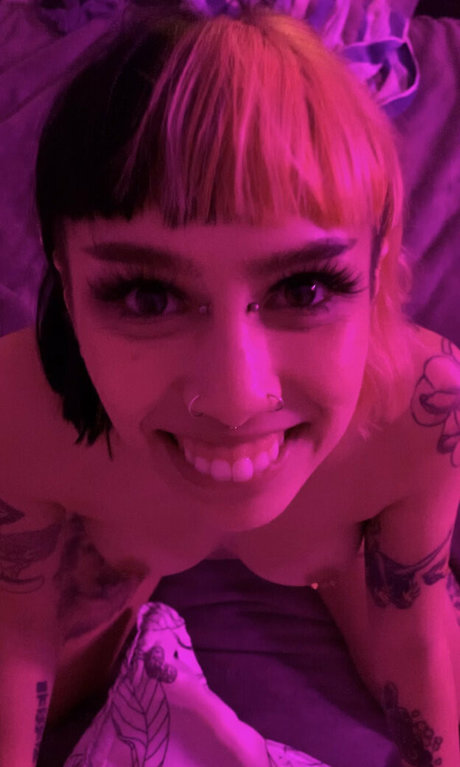 Sheiscursed actrice pornographique archive