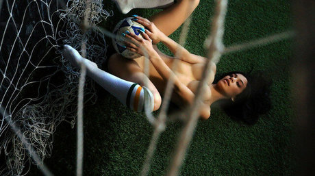 Savannah Sixx modèle magnifique archive