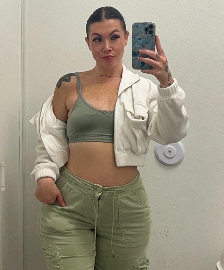 Lex Saige modèle érotique img