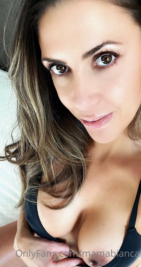 Mamabianca star du porno sympa galeries