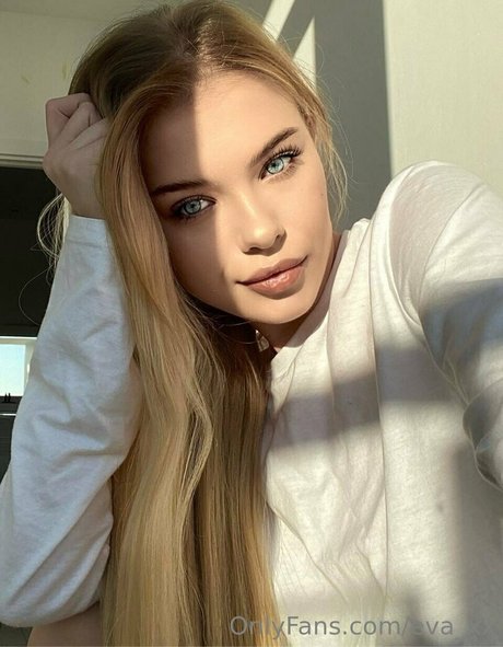 eva xx étoile adulte images