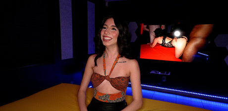 Camila Cream star du porno xxx galerie