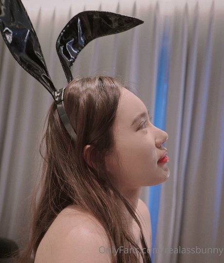 Real ass bunny actrice nue des photos