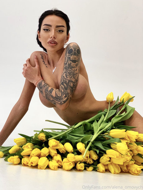 Alena Omovych actrice exclusive galerie