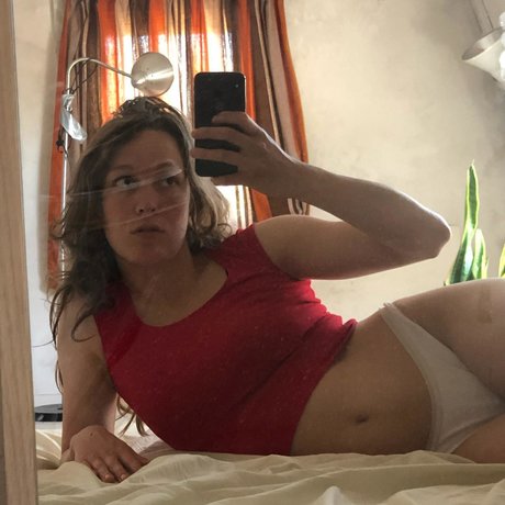 Jinijane star du porno érotique photos