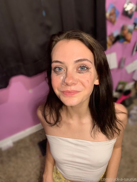 lesbiennes strapon onlyfans assez haute qualité image