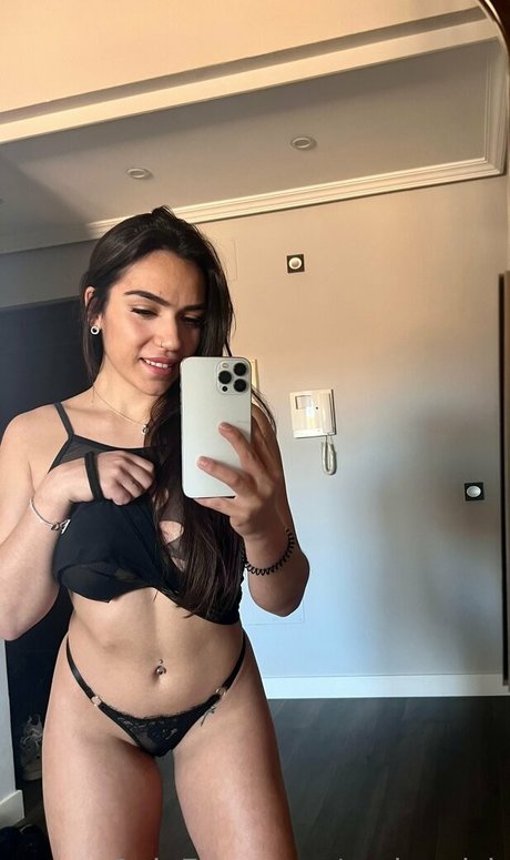 Carlaaaish xxx star du porno images