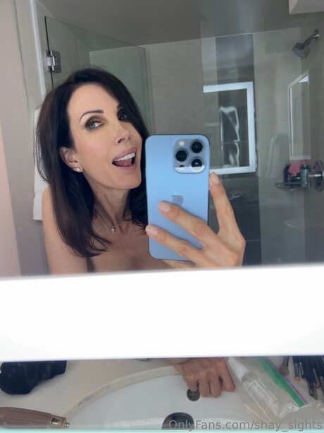 Shay Sights star du porno chaude photos