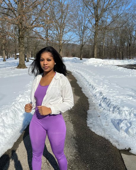 Saleema Mansur star du porno xxx archive